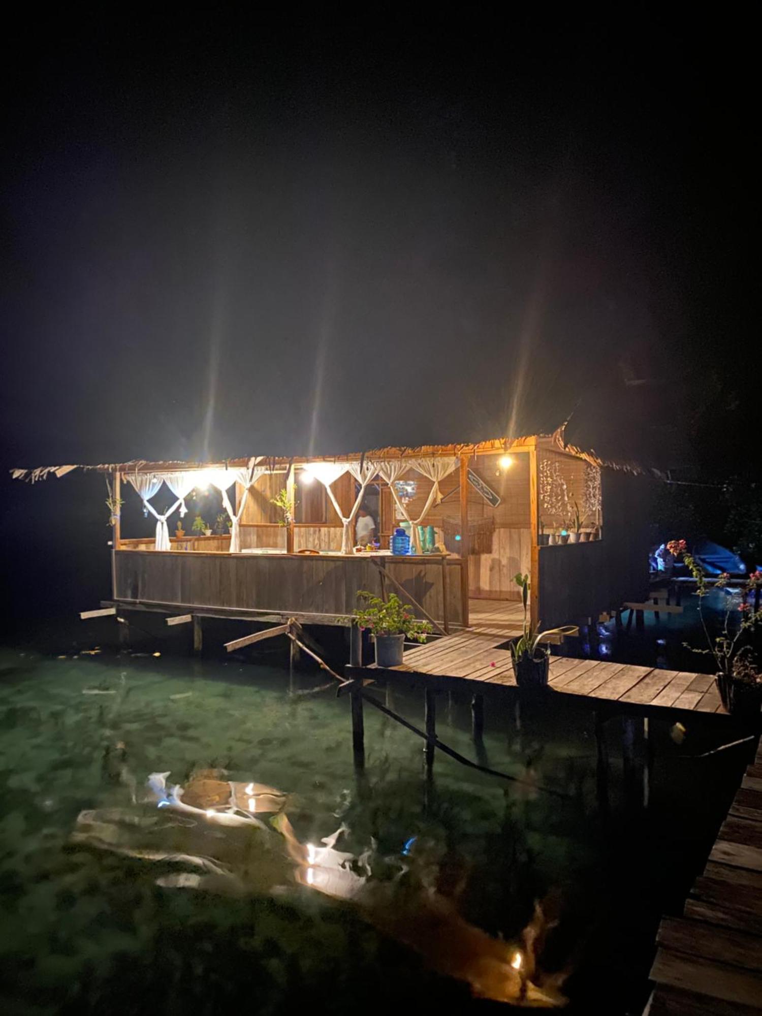 Nyanse Homestay - Raja Ampat Besir Esterno foto