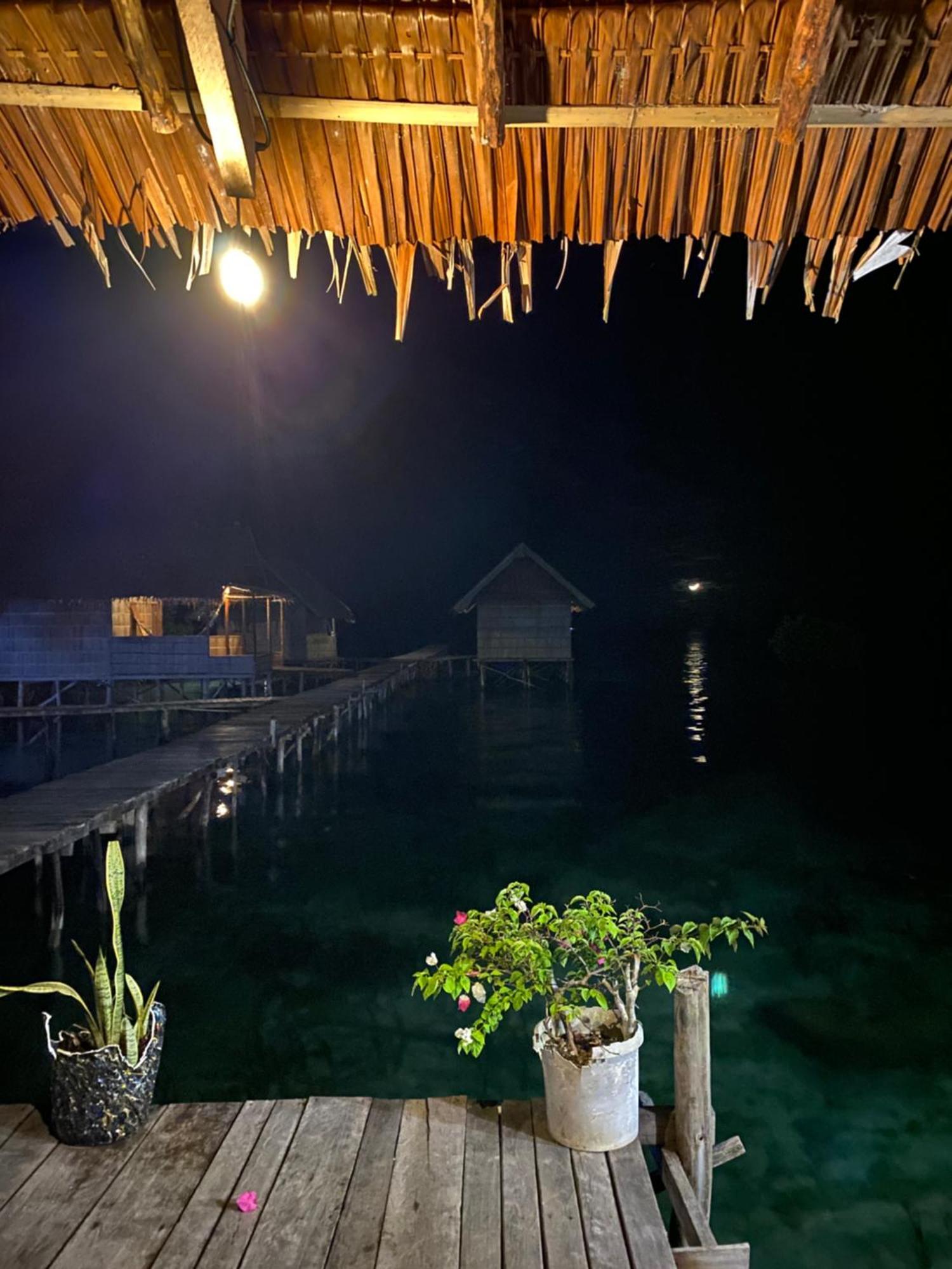 Nyanse Homestay - Raja Ampat Besir Esterno foto